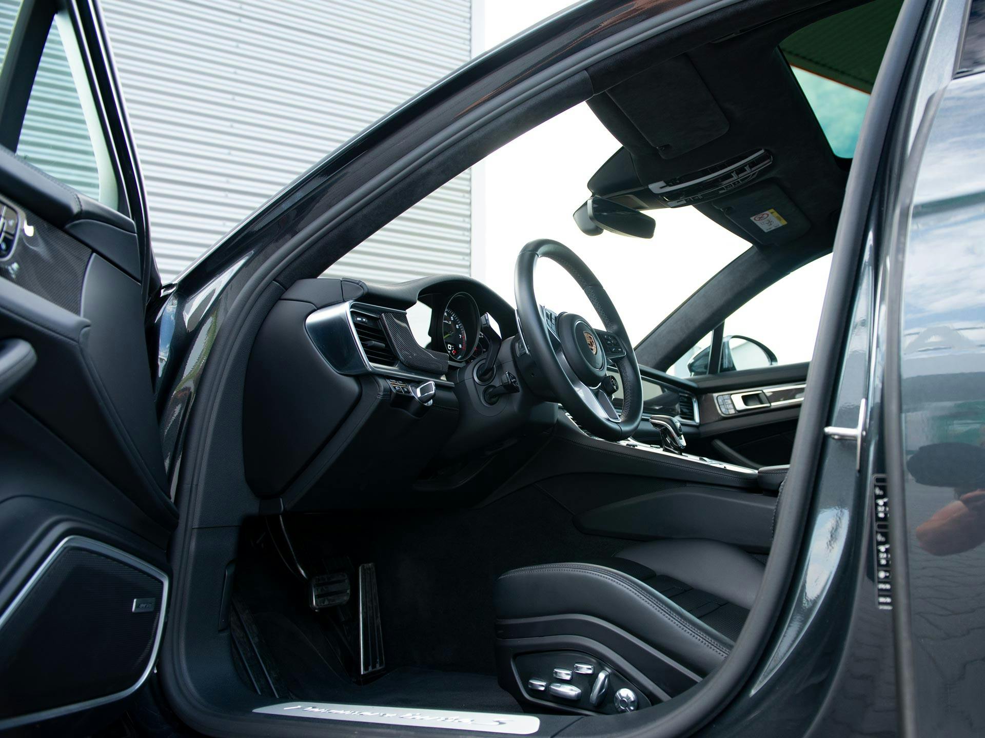 Porsche Panamera 4.0 Turbo S E-Hybrid | Sport uitlaat | Sport Chrono | Luchtvering | Pano |